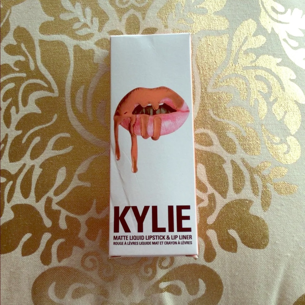 Kylie cosmetics dirty peach lip kit